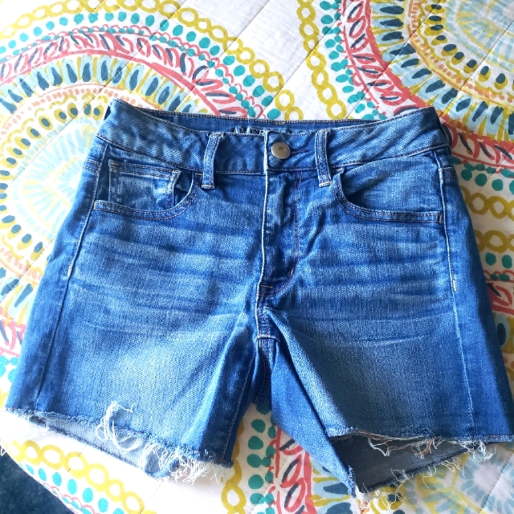 American Eagle Hi Rise Shorts